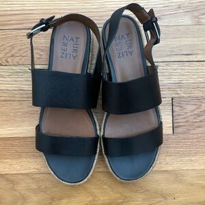 Naturalizer Patience Round Toe Platform SlingbackLeather Sandals Women’s 6 Black